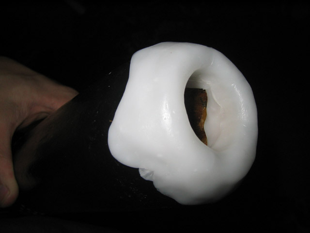 un apperçu de l'embouchure ( la pate existe en blanc ou en noir)
<br />ca fait propre non?