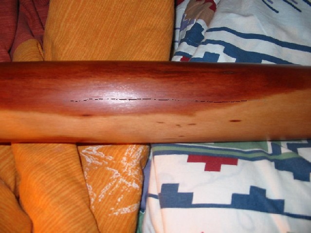 Et la deuxième, découverte plus tard. Elle est plus fine mais aussi plus longue que l'autre.